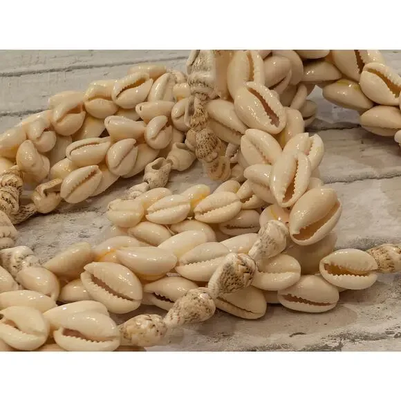 Shell Necklaces Bundle - Picture 5 of 7